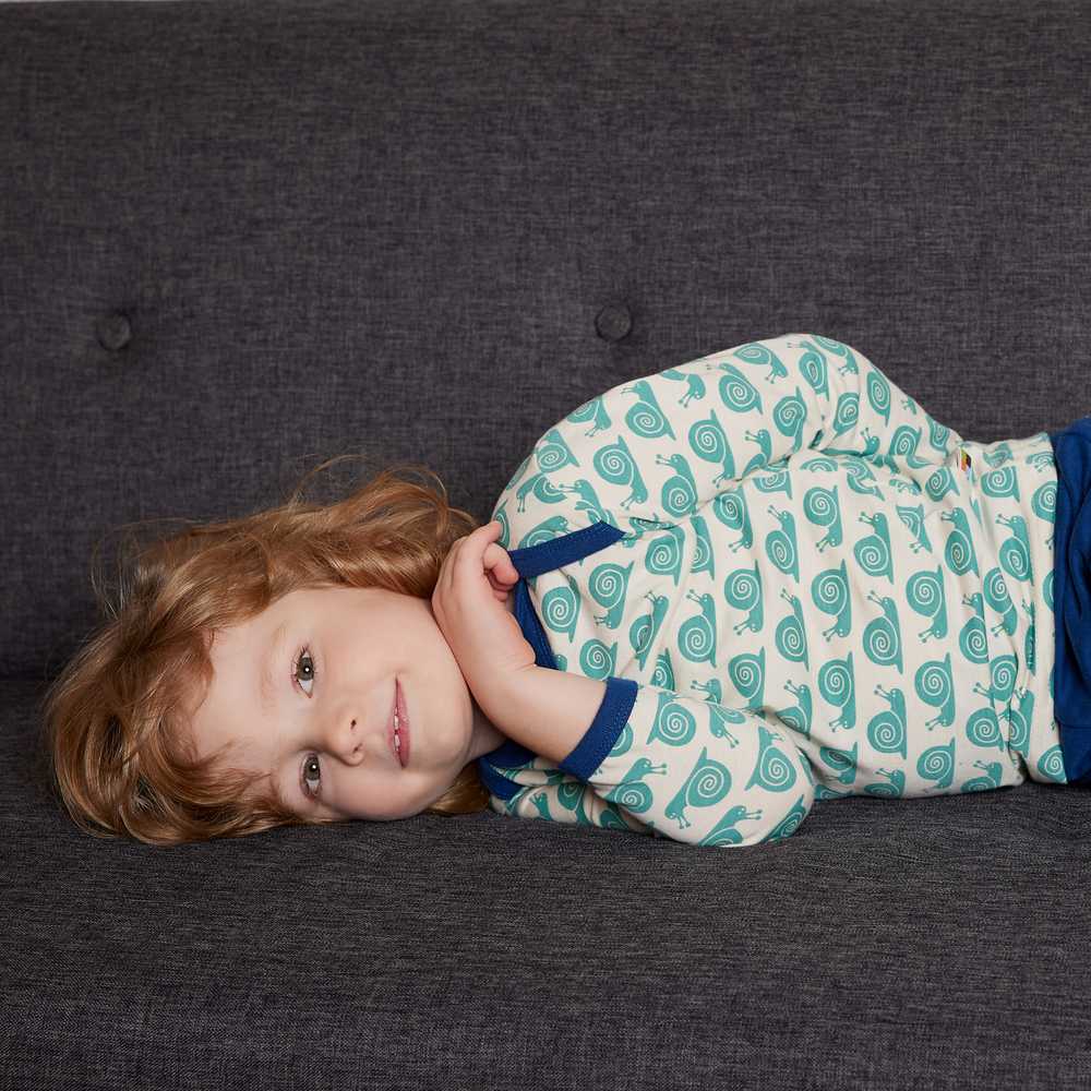 haut manches longues enfant coton bio Loud and Proud motif escargots