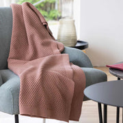 PRECOMMANDE Grand plaid tricoté en laine mérinos Bio Maille nid d'abeille - DISANA Living 2025/26