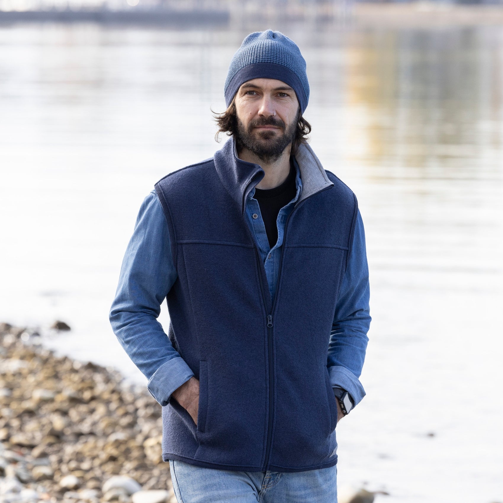 Veste sans manches DISANA pour homme - laine bouillie bio - PRECOMMANDE