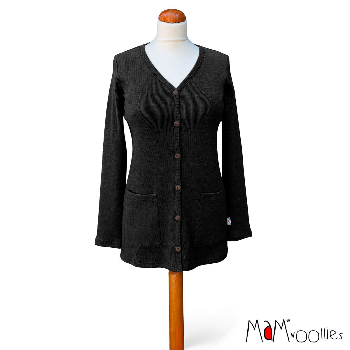 Cardigan AAVA en laine mérinos pour femme MaM, coloris noir Foggy Black – collection 2026/2027