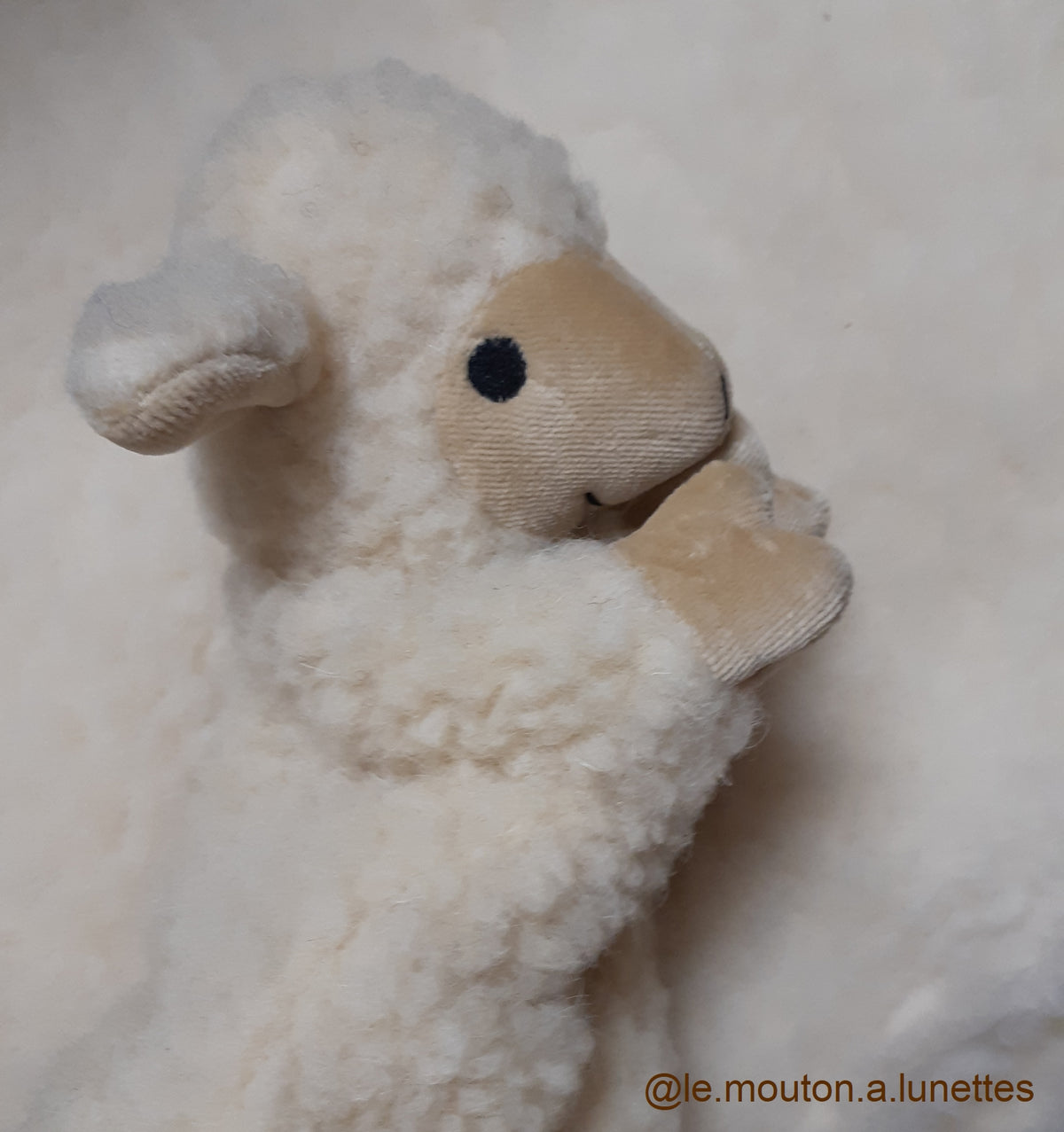 Marionnette Petit Mouton en pure Laine vierge - SALING
