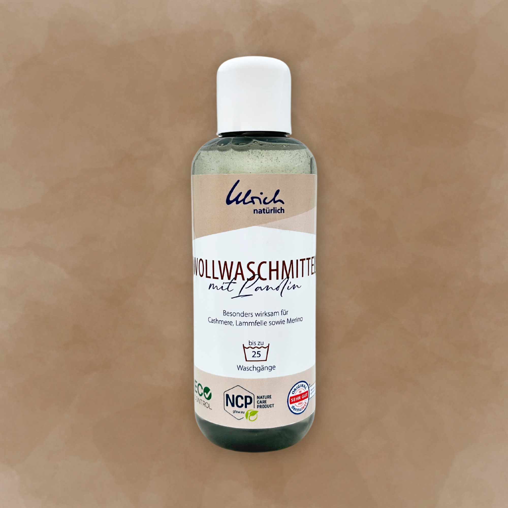 Lessive laine mérinos, soie, peaux et cachemire AVEC lanoline 250 ml - ULRICH Natürlich