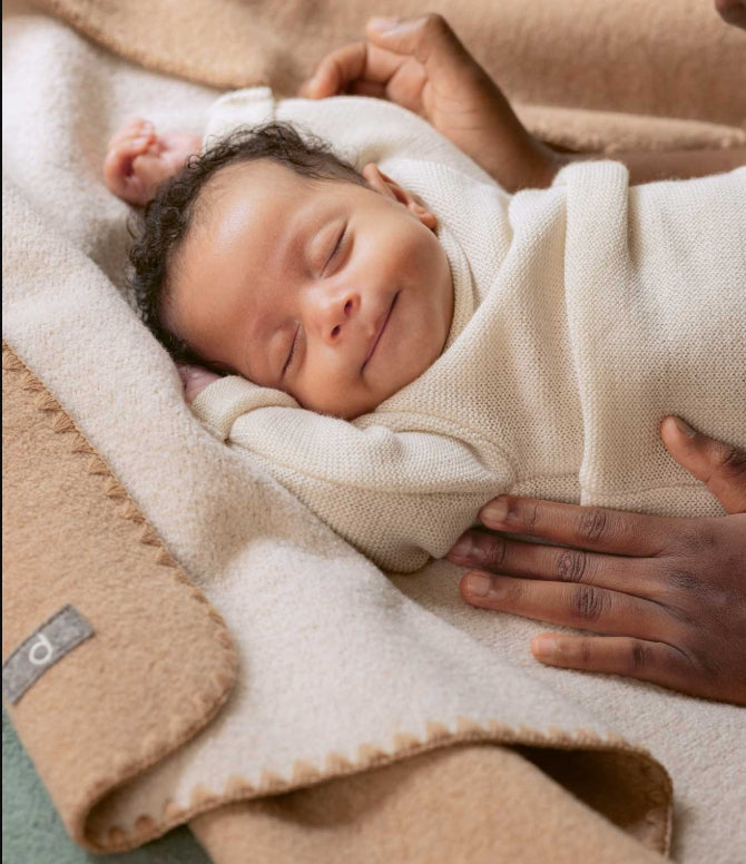 Couverture bébé chaude en laine bouillie Bio double-face - DISANA Nouveauté 2025/26