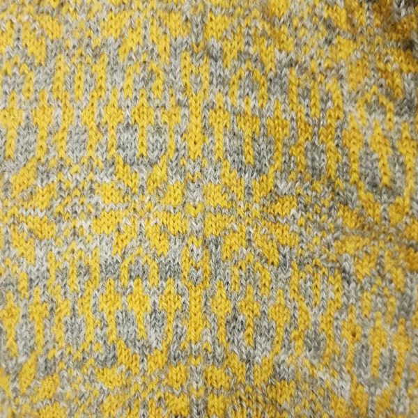 chaussettes en pure laine bio hirsch natur motif étoile jaune et gris